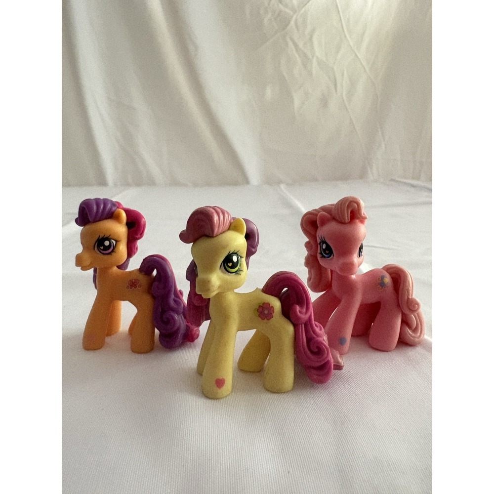 Hasbro My Little Pony 2 Inch Figure Lot of 3 Twirly Treats Lyra Rainbow Dash